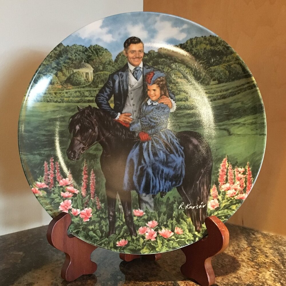 Knowles Gone With the Wind Plate Bonnie and Rhett Raymond Kursar 1985